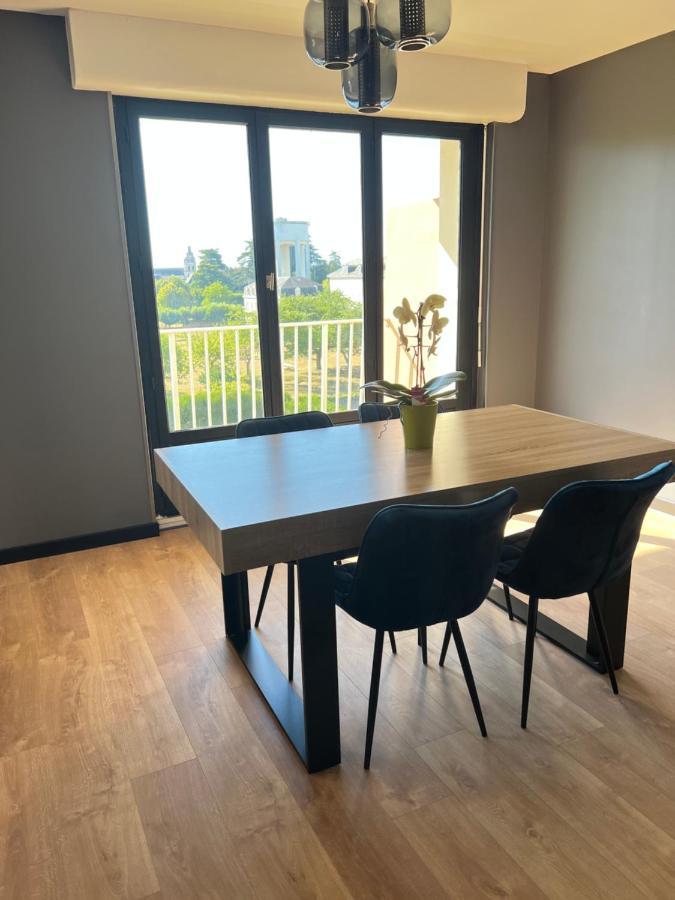 Appartement Haut Standing Proche Du Centre Ville, Vue Sur La Cathedrale Saint Louis Blois Exteriör bild